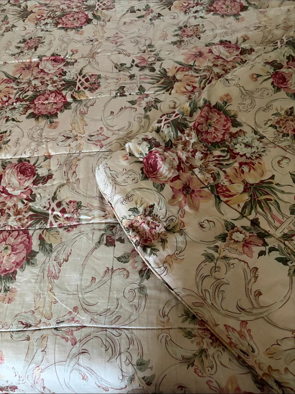 Ralph Lauren Floral Cream Comforter with Pink and Green Accents vintage rare